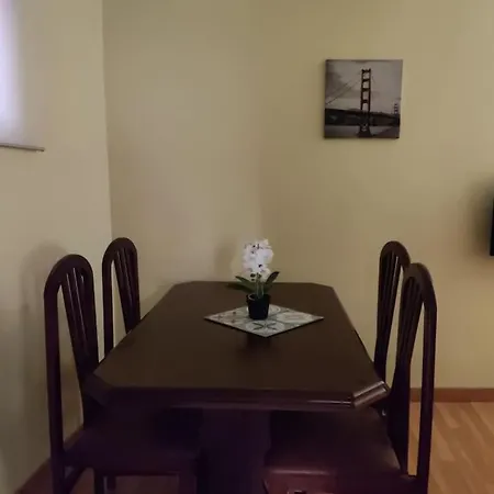 Acolhedor No Coracao De דירה